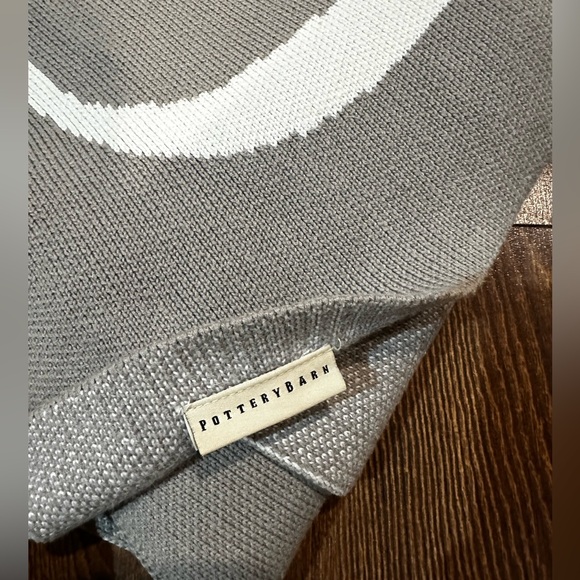 Pottery Barn Quilt/Blanket - Picture 2 of 2